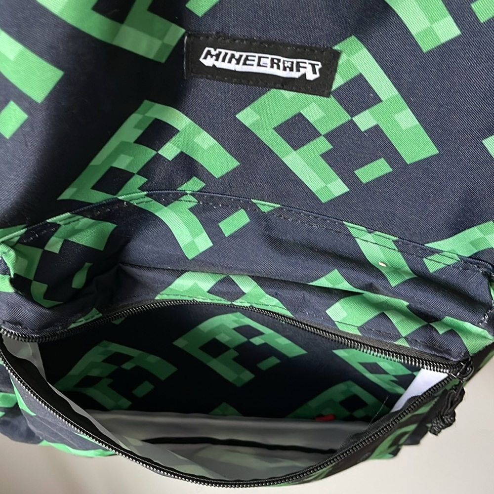 Minecraft backpack - Picture 3 of 13